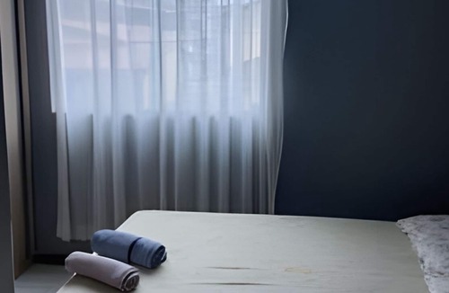 Renascenca Apartment | Suite 5 · Suíte Confortável Cama Solteiro V