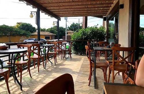 Praia Rasa Apartment | SUITE DA FRENTE COM COPA, WIFI E ACESSO INDEPENDENTE
