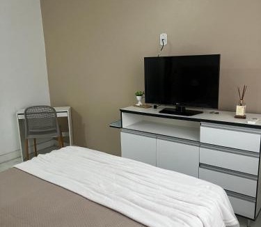 Centro House | Suite pequena em casa de familia 15km de Belém