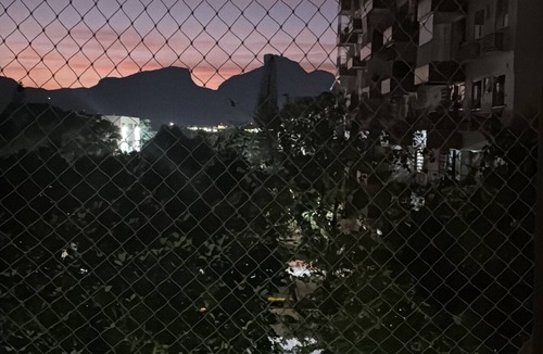 Barra da Tijuca Apartment | Sun and tranquility in the Marvelous City, just 10 minutes from Barra Beach.