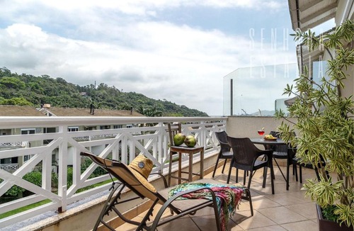 Porto da Lagoa Apartment | Sunrise Penthouse - facing Lagoa da Conceição