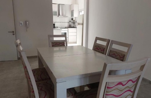 Lanus Apartment | Super Departamento amplio y luminoso con cochera