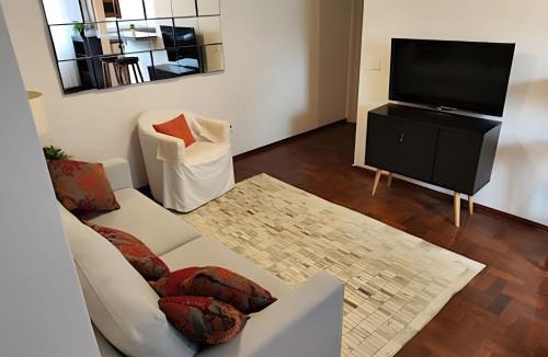 Auxiliadora Apartment | SUPERPRÁTICO-Amplo Apê com Garagem em bairro nobre