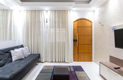 Zona Leste House | Tatuapé , garagem e ar condicionado