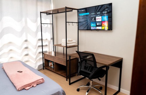 Sudoeste e Octogonal Apartment | Temporada - Kit Studio Ipê Rosa- 121 - Sudoeste- Melhor Custo Benefício - Até 4 pessoas