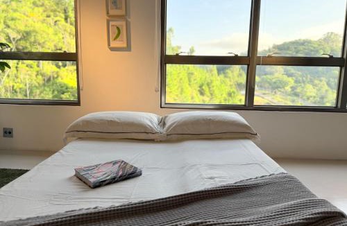 Itajai Apartment | The Green Hill Apartamento na Praia Brava com Piscinas Playground e Academia
