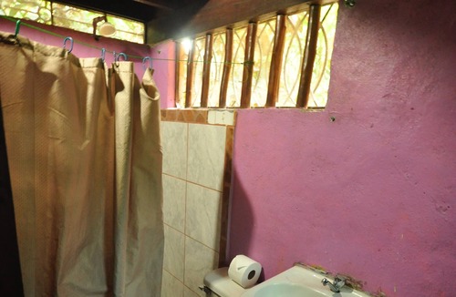 Cabuya Cabin | The Howler Monkey Hotel
