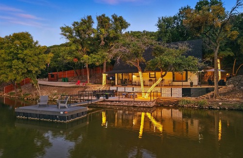 Graford House | The Peaceful Paddle- with dock!