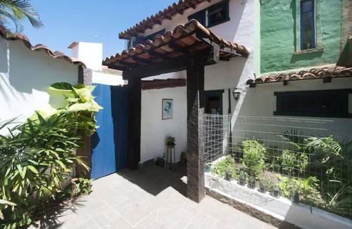 Joao Fernandes House | The perfect beach house, with a deck, barbecue, pool and ocean view.