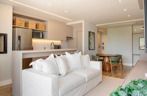 Estados Apartment | The Spot One - Luxo e acesso direto ao Balneário Shopping