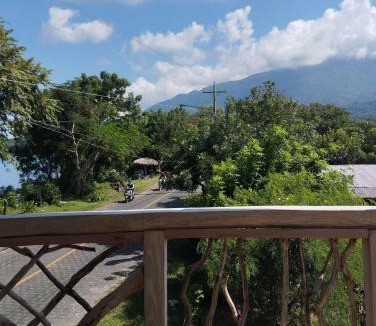 Santa Cruz Hostel | TiKi Hostel Island Ometepe