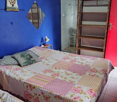 Rio Vermelho Norte House | Toca da Suzara Suíte 3 até 3 pessoas Piscina Rio e Mar num só lugar
