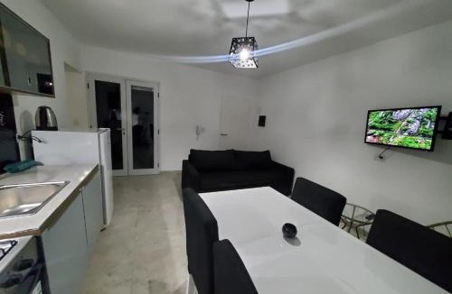 Ezeiza Apartment | Travel Suites Ezeiza- 5 pax- Centro Eze- Shoppings a 8 min