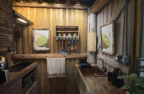 Joinville Ski Chalet | Treehouse: Unique Accommodation with Pool, Bathtub, and Restaurant