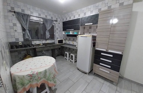 Cidade Nova Apartment | Triplex apartment with 2 bathrooms and air conditioning.