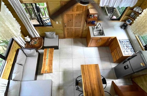 Manuel Antonio Cabin | Tropical Cabin 10 Min to Beach & Park