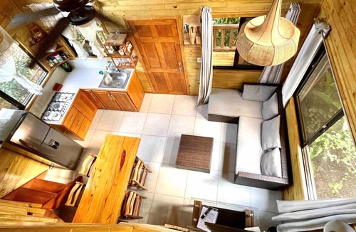 Manuel Antonio Cabin | Tropical Eco Cabin near Beach & Park