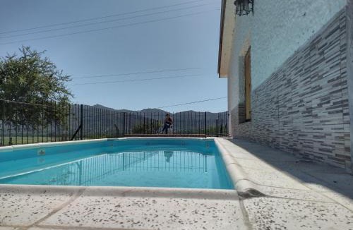 Villa Parque Siquiman House | Tu refugio en las sierras-Excepcional vista-6 huéspedes