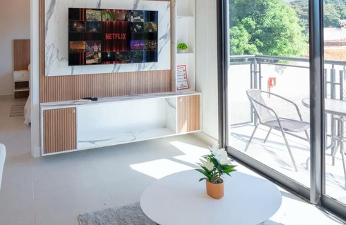 Fernando De La Mora Apartment | Two-Bedroom Quiet Stay with Rooftop Pool and Coworking