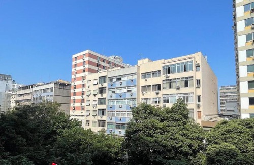 Ipanema Apartment | Two suites, two blocks from the beach.