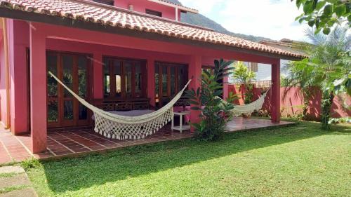 Jardim Marisol Hostel | Ubatuba Surf Hostel, apenas a 60 metros da praia da Lagoinha!