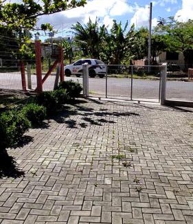 Santa Rita House | uma casa na viagem