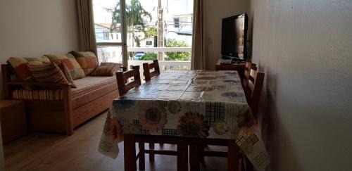 Canasvieiras Apartment | Uma quadra do Mar,Ilha Creta, Canasvieiras,2 Quartos,