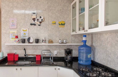 Enseada Apartment | Unidade do térreo: casa à beira mar XJ6722