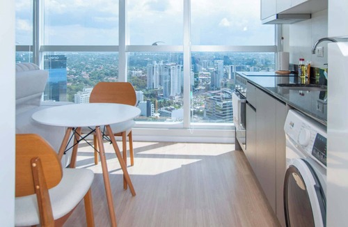 Asuncion Apartment | Urban 37th-floor 1BR Escape, Petra Tower
