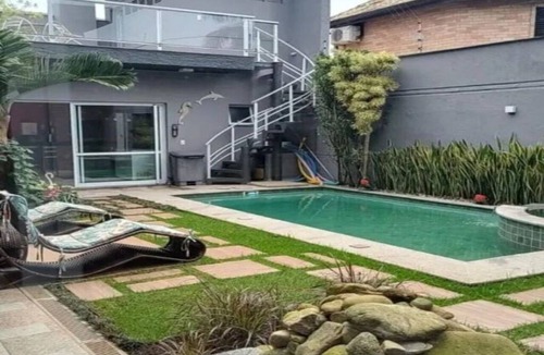 Peruibe House | Vacation home with pool