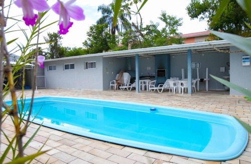 Itagua Apartment | Vacation Rentals - Edificio Erica - Ubatuba-SP - Praia Grande (850 meters)