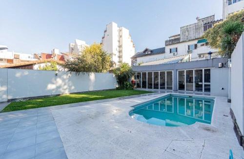 Comuna 11 House | Vaer House: Experiencia con Jacuzzi y Quincho