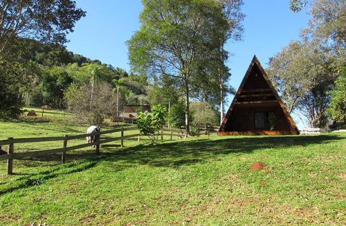 Guatambu Ski Chalet | Vale da Cascata I Chalé das Borboletas – Comfort, nature and tranquility