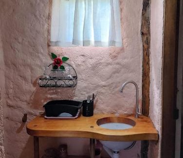 Santo Antonio do Pinhal Cabin | Vale do Piemonte - Chalé com hidromassagem -