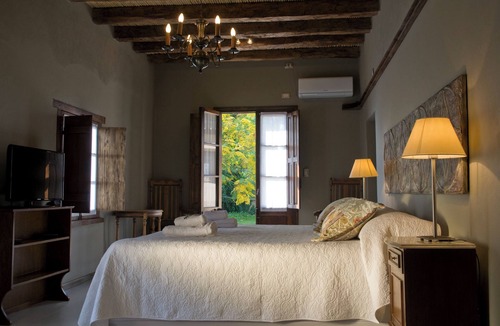 Maipu Hotel | Verde Oliva Casa de Huéspedes