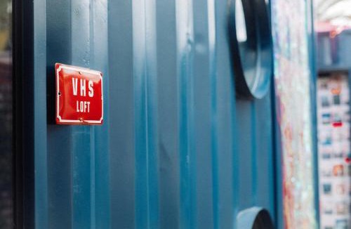 Jardim Holanda Apartment | VHS Loft Container - completo e aconchegante