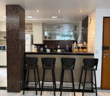 Sandra Cavalcante Apartment | Vibe Soul Apto completo climatizado com garagem ideal para casais e até 7 hóspedes