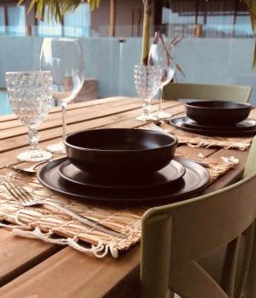 Passo de Camaragibe Villa | Vida Villa Boutique com piscina & vista mar!