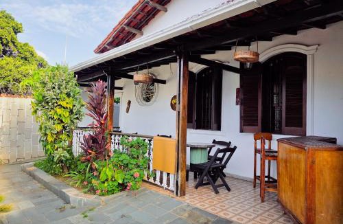 Oeste Hostel | Vila Mariah Hostel