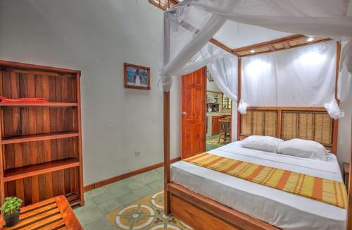 Chiguata Villa | Villa 4 - Amazing 2 Bed Villa with Private Garden, Playa Chiquita
