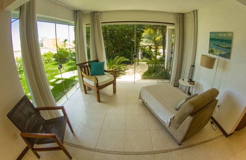 Ferradurinha House | Villa Amaralina