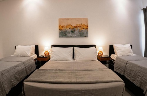 Velha Apartment | VILLA BILAC - Large Studios close to Vila Germânica