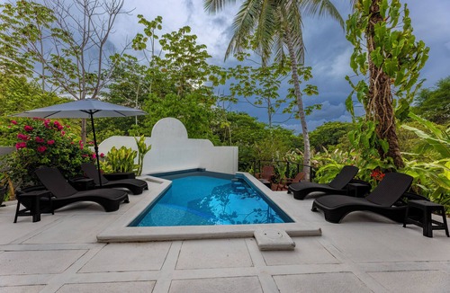 Las Olas Beach Community House | Villa Cascada - Pool, WiFi & Private Escape