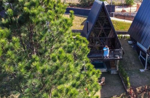 Campos do Jordao Ski Chalet | Villa D'Moriyah - Chalés de Luxo com Piscina Privativa