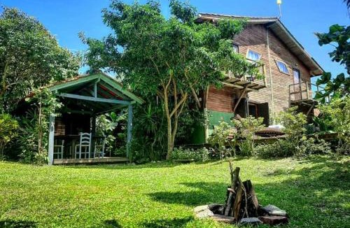 Ibiraquera House | Villa Josefa - Cabanas completas com piscina e churrasqueira