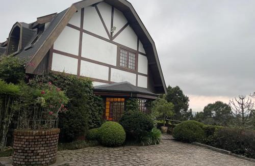 Campos do Jordao Bed & Breakfast | Villa Panorama