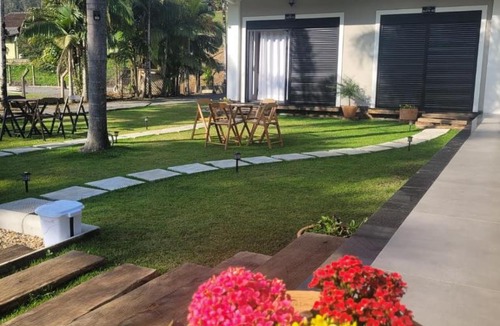 Pomerode House | Villa Pomerode Hospedagem - Suítes com conforto e aconchego conectados com a Natureza