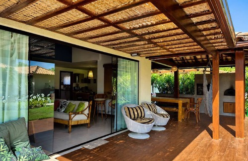 Brava House | Villa Serena | Vacation Home for Families and Groups
