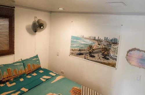 Chiguata Apartment | Villa Tel Aviv - Modern & Stylish Private Suite by Playa Chiquita