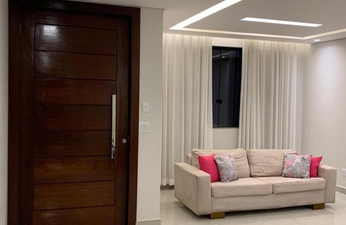 Diamantina House | Vista Imperial